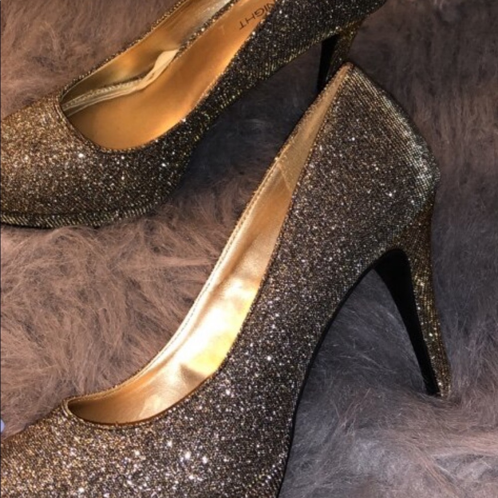 heels - Picture 4 of 4